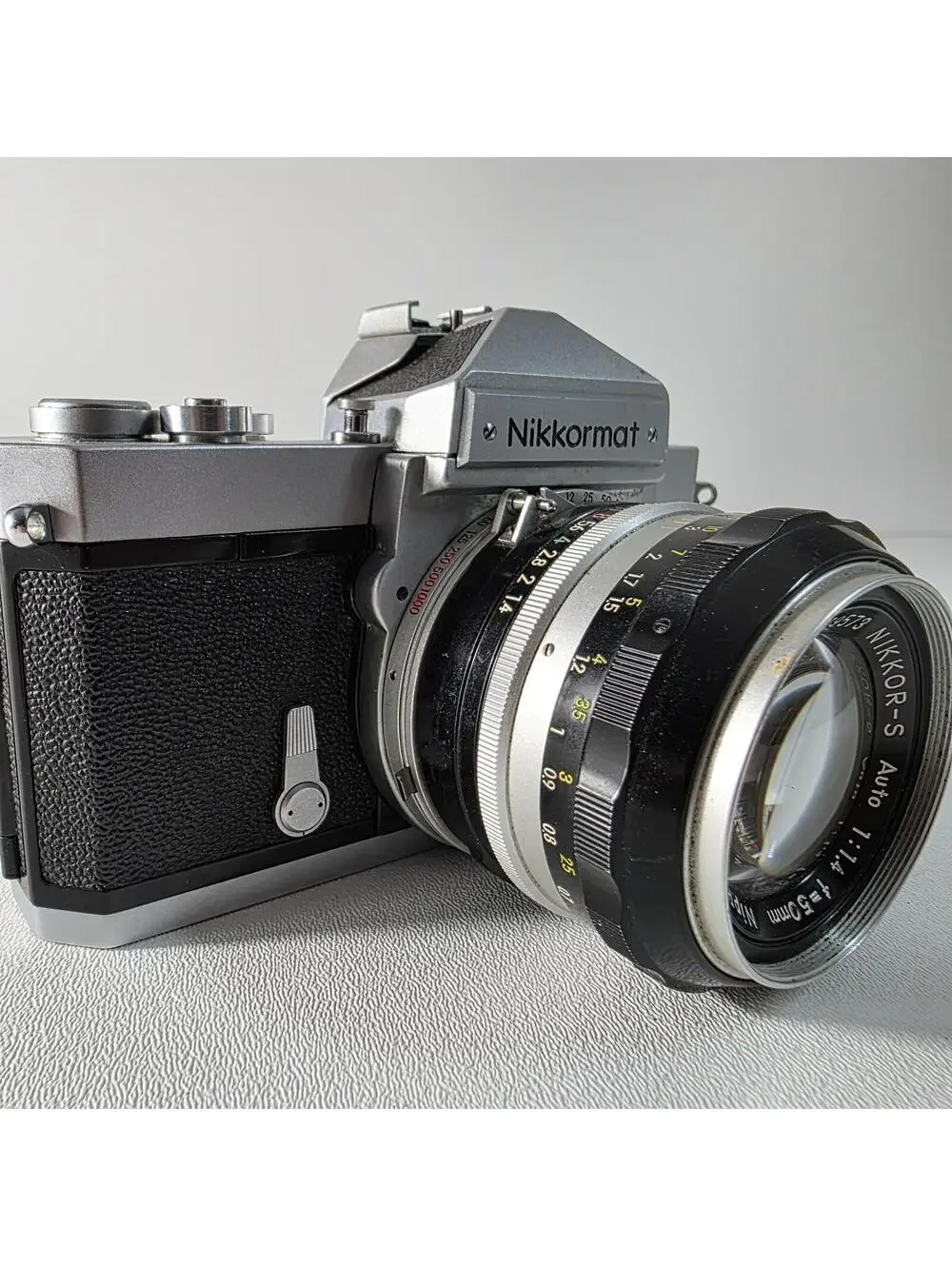 Nikon Nikkormat FT 35mm SLR Camera w/Nikkor-S AUTO,1:1.4 50mm Lens